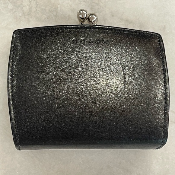 COACH Framed Kisslock Mini Black Leather Small coin Purse - Picture 2 of 5